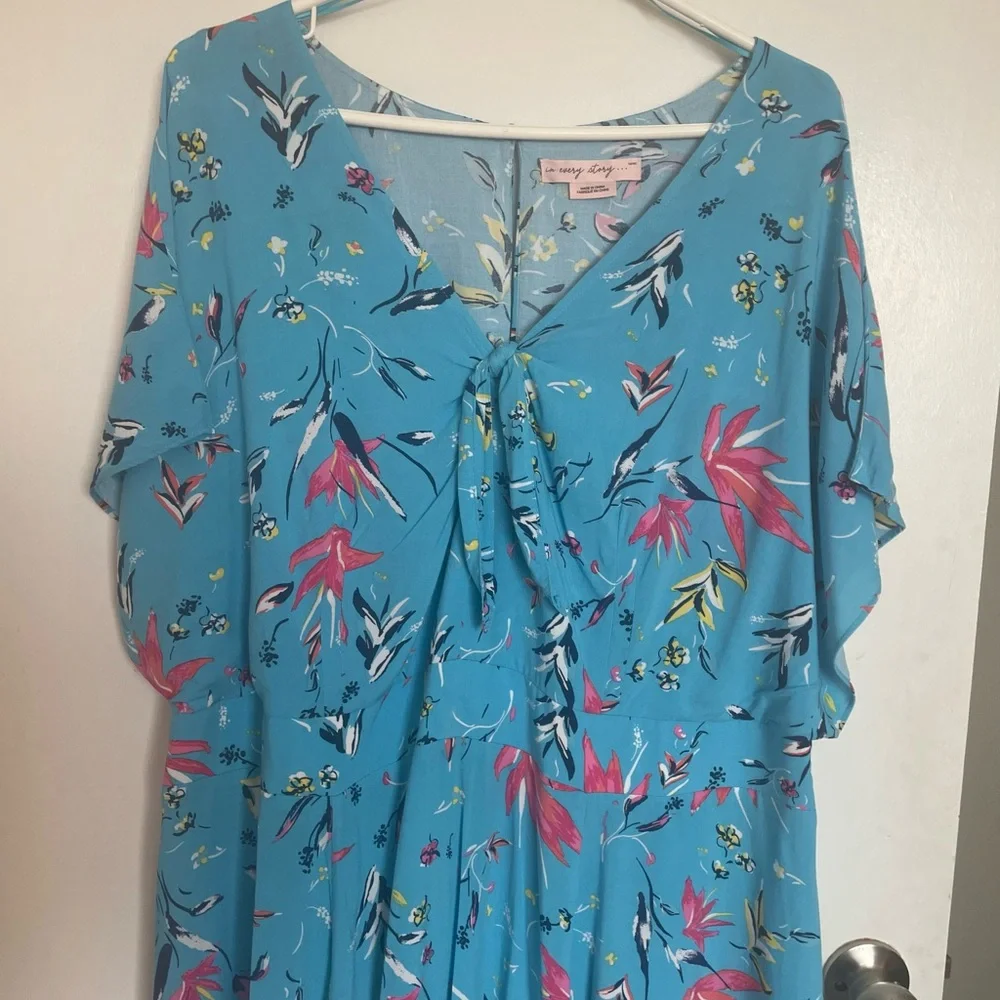 In Every Story Floral A-Line Tie Front Dress - Size 2X - Picture 4 of 13